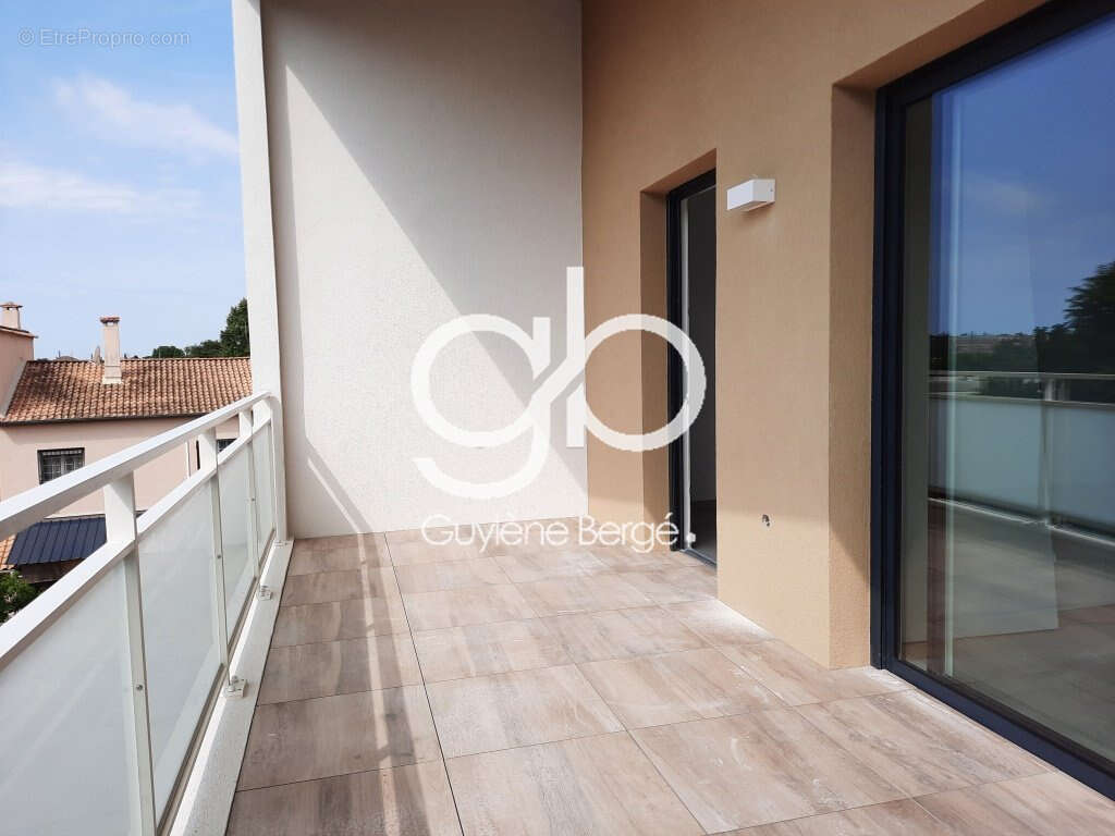 Appartement à LUNEL