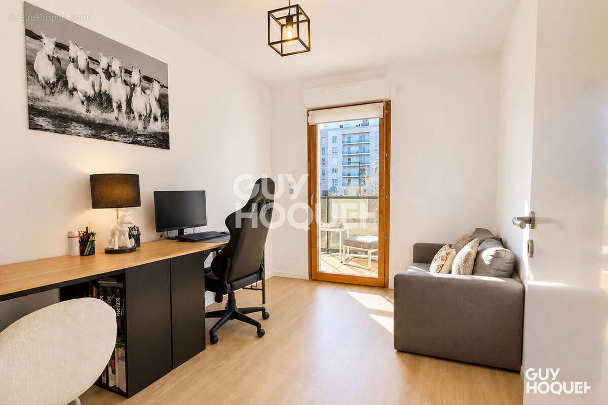 Très beau 4 pièces + grand balcon + parking - photo 11