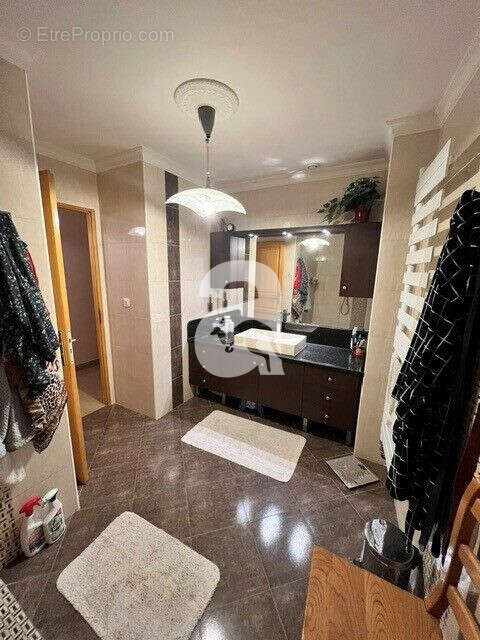 Maison 275 m² à Soissons  - photo 8
