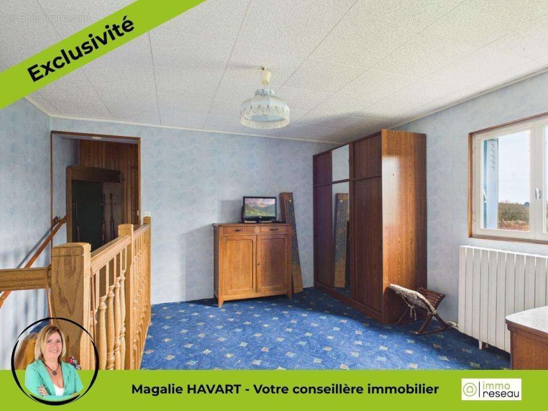 Maison à THENAY