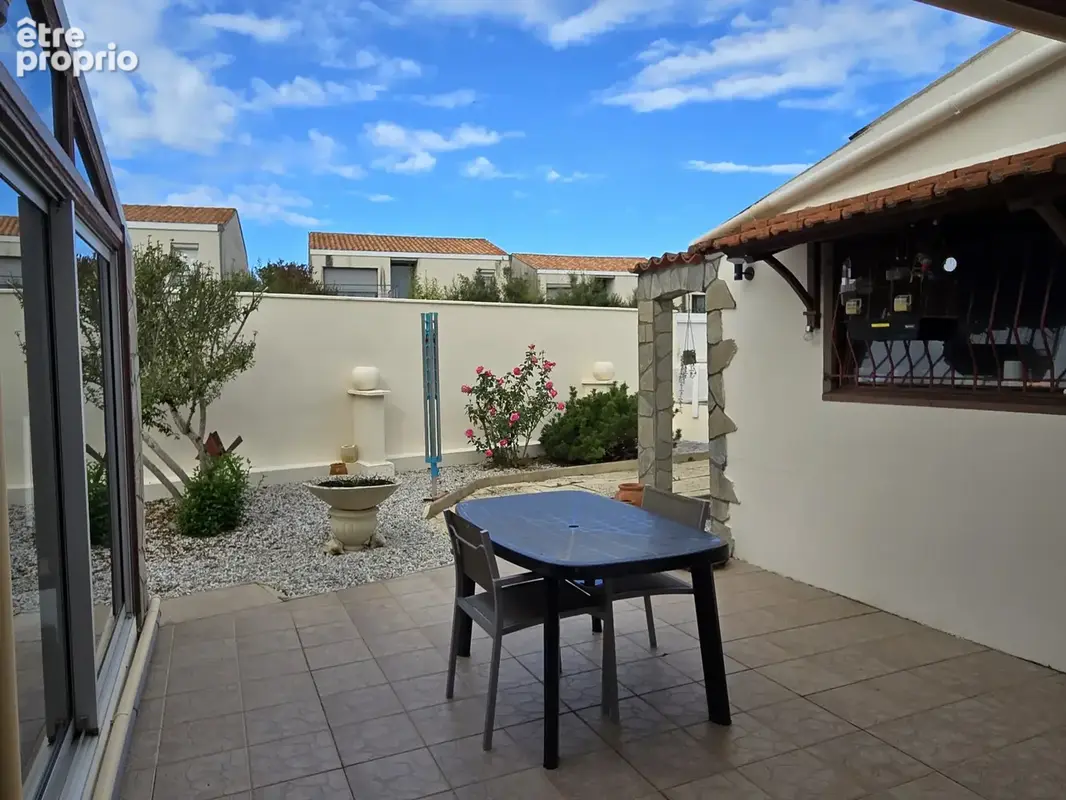 Rochefort proche commerces et lycee - maison f3 - jardin - garage - photo 11