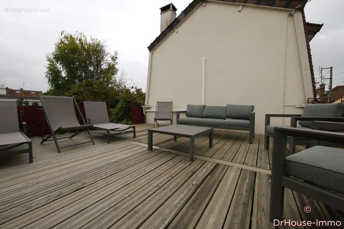 Maison à SAINTE-SAVINE