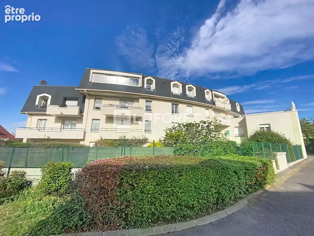 Appartement à VERNEUIL-SUR-SEINE