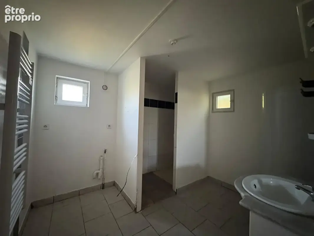 Immeuble Muille Villette 29 pièce(s) 450m² - photo 10
