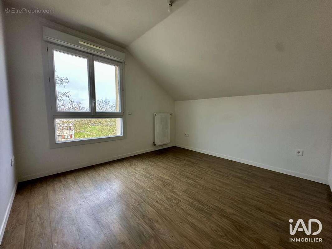 Photo 5 - Appartement à SAVIGNY-LE-TEMPLE