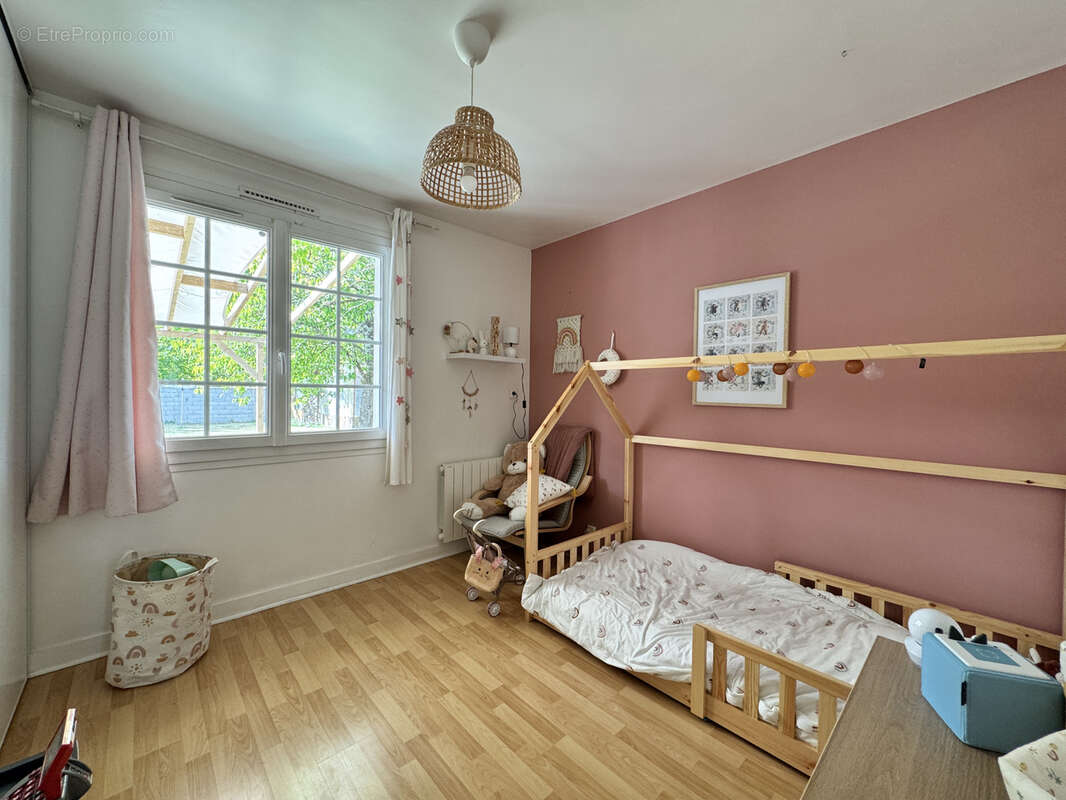 Maison à BARBEZIEUX-SAINT-HILAIRE