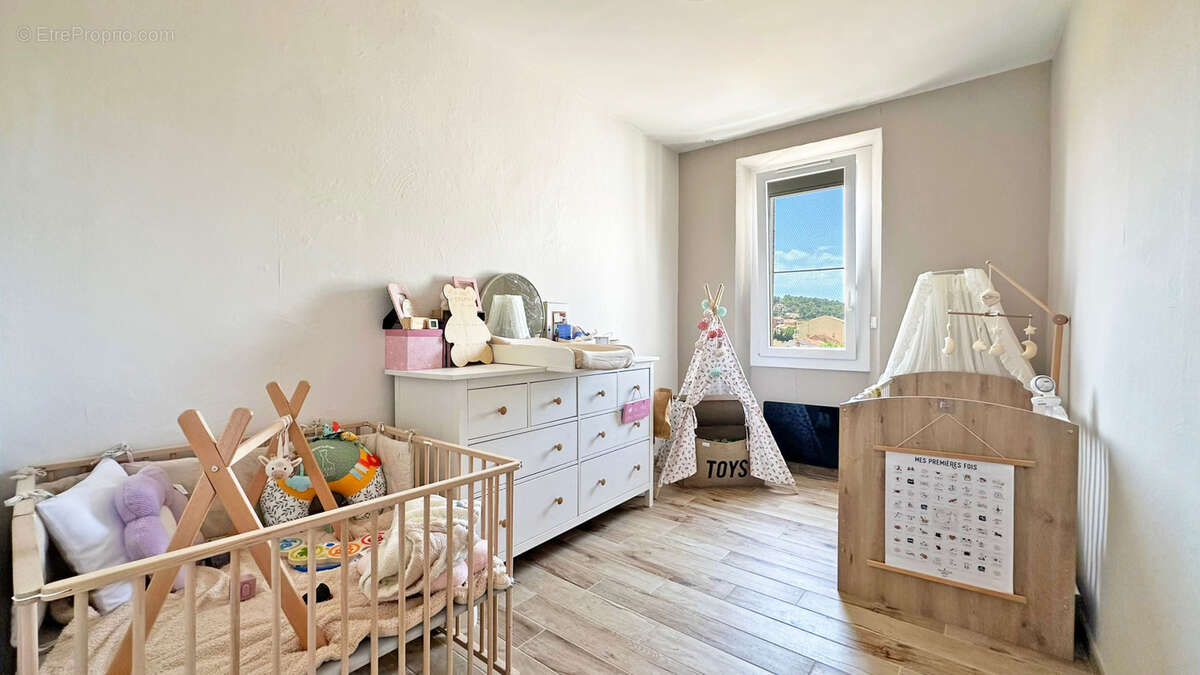 Appartement à CARQUEIRANNE