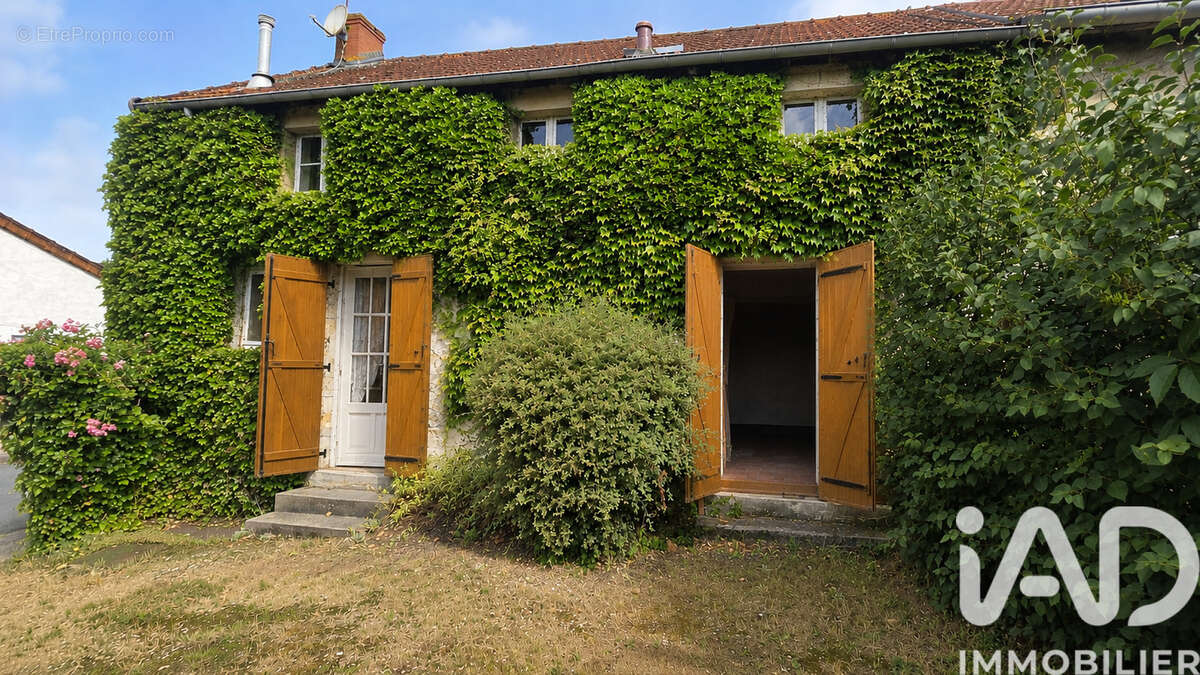 Photo 2 - Maison à VITRY-EN-CHAROLLAIS