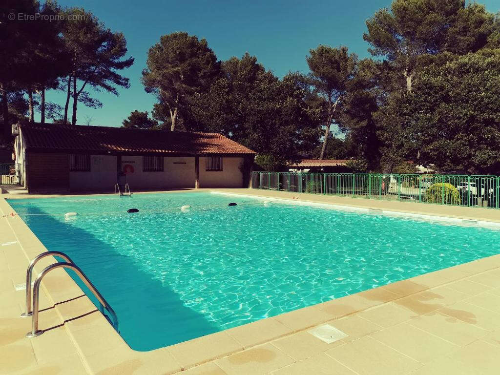 Maison à LE CASTELLET