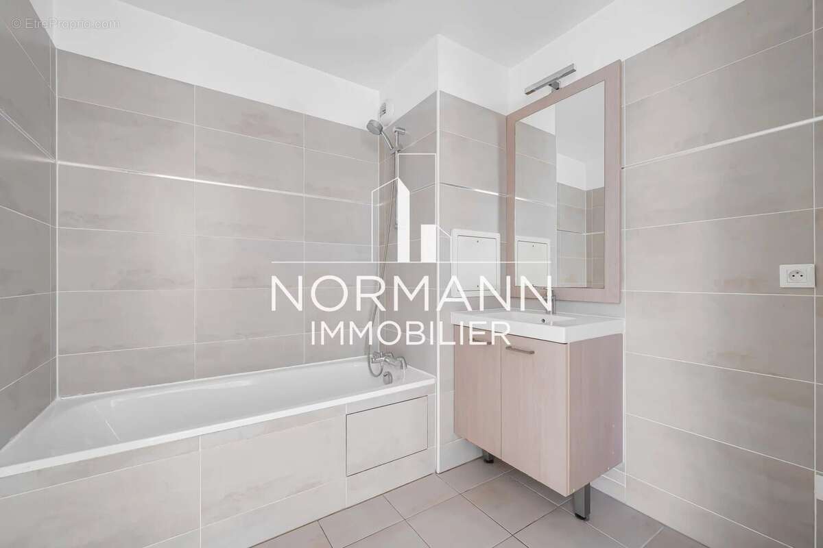 Appartement à ASNIERES-SUR-SEINE