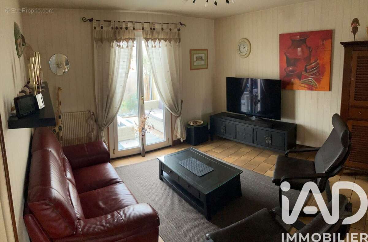 Photo 2 - Maison à SAINT-AY