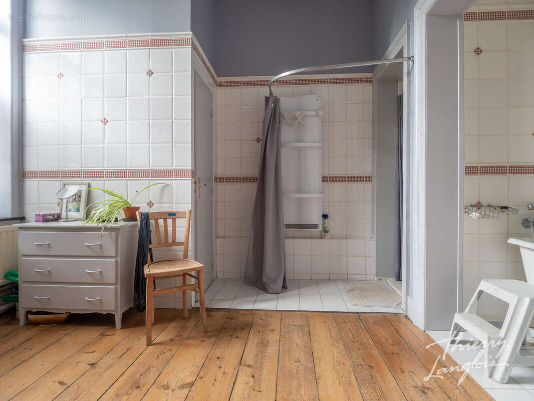 Maison bourgeoise de caractere sur 2 445m2 - photo 12