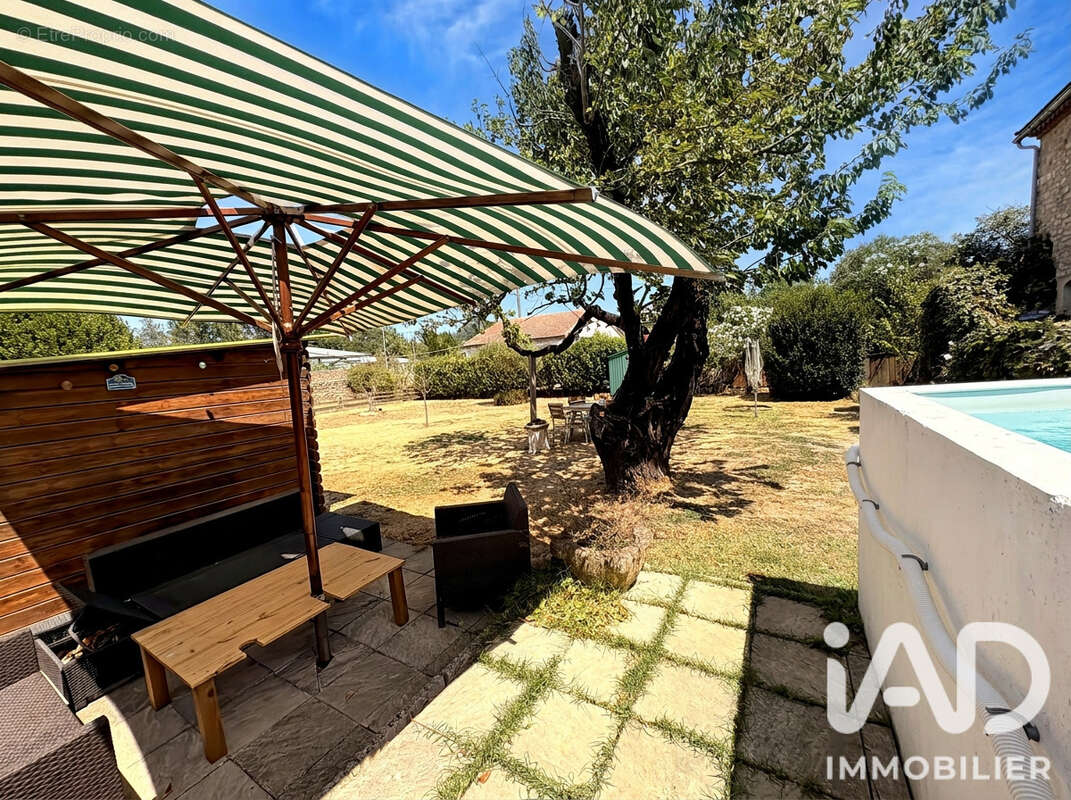 Maison 97 m² à Bagnols-Sur-Ceze  - photo 4