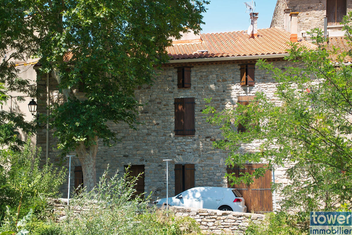 Maison à VILLENEUVE-LES-CORBIERES