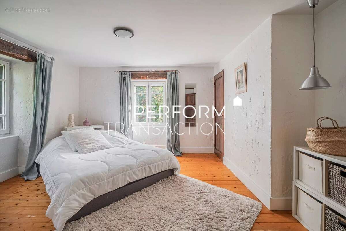 Maison à SAINT-MARTIN-D&#039;URIAGE