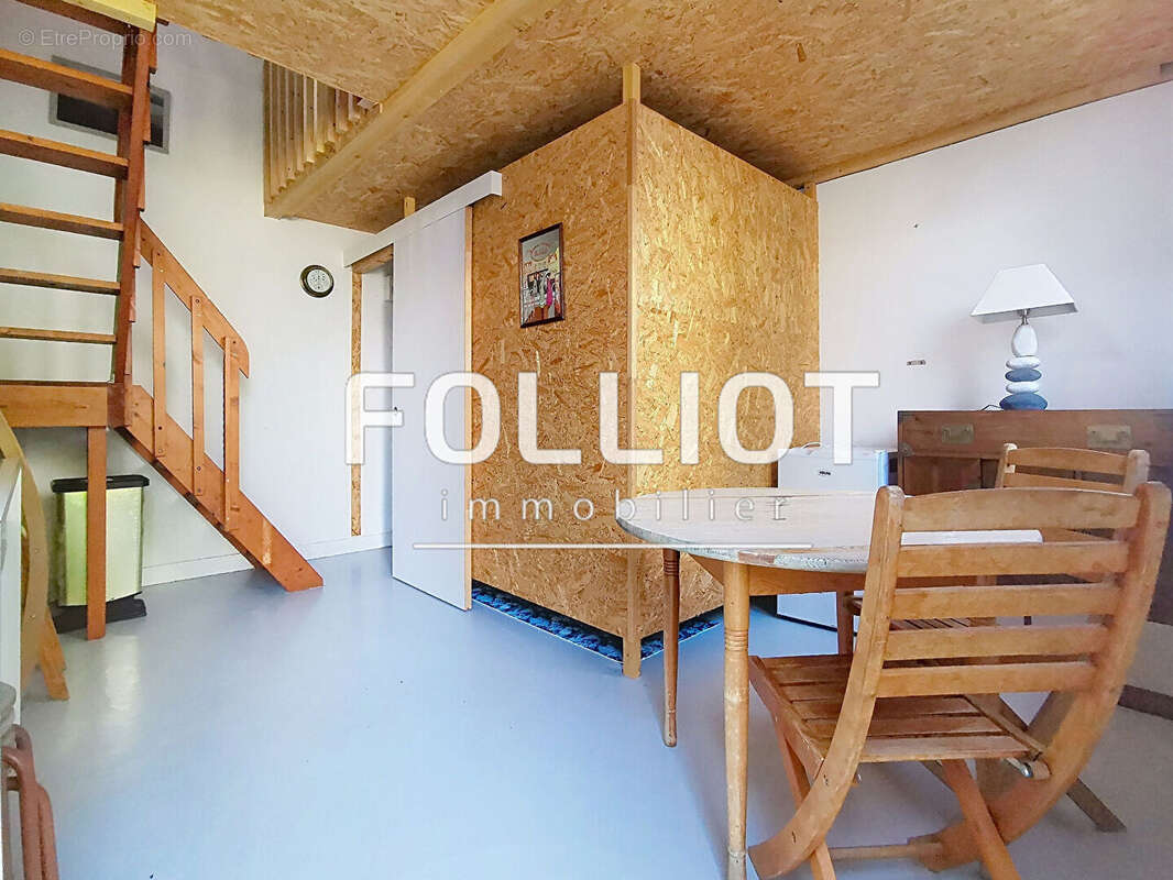 Maison à SAINT-PAIR-SUR-MER