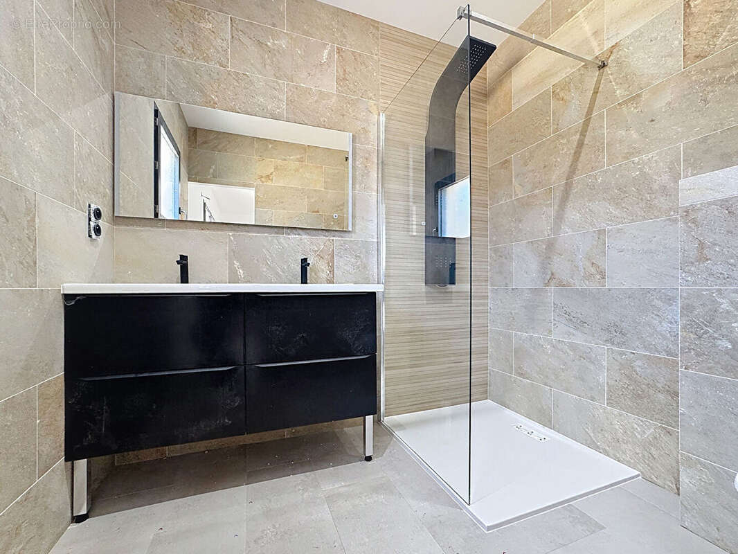 Maison à LA COTE-SAINT-ANDRE