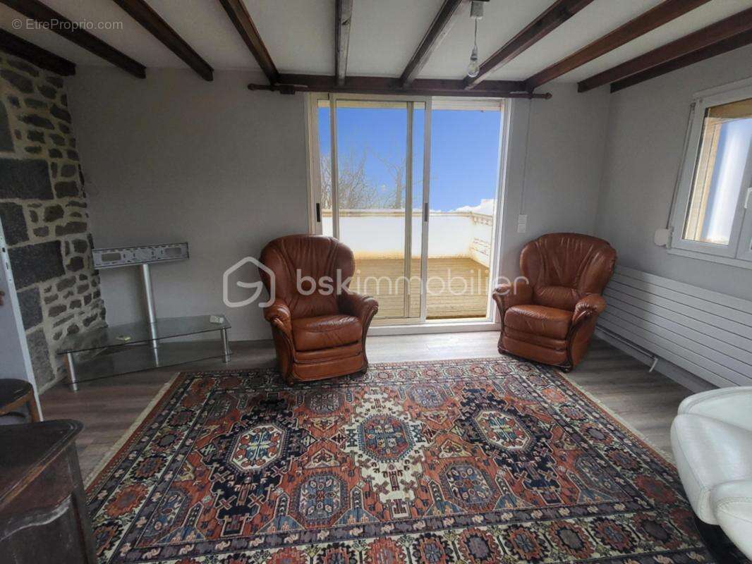 Maison à VILLEDIEU-LES-POELES