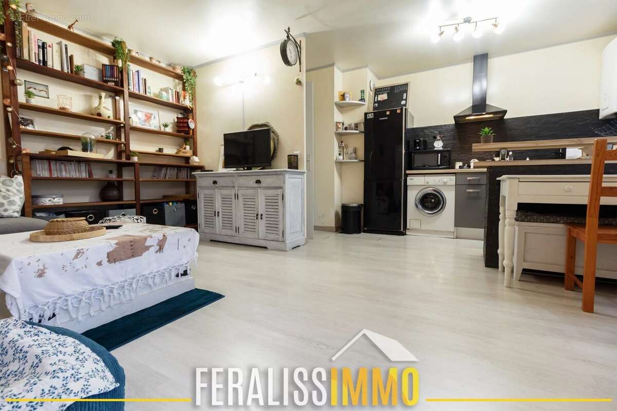 Appartement à JOUY-LE-MOUTIER