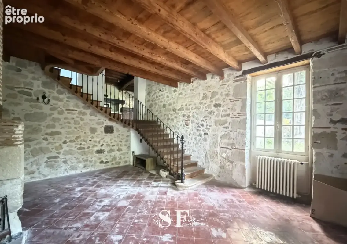 Saint hilaire de lusignan - maison  en pierres de caractere a renover - photo 5