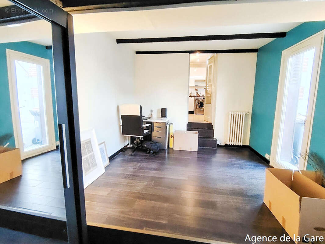 Appartement à HOUILLES