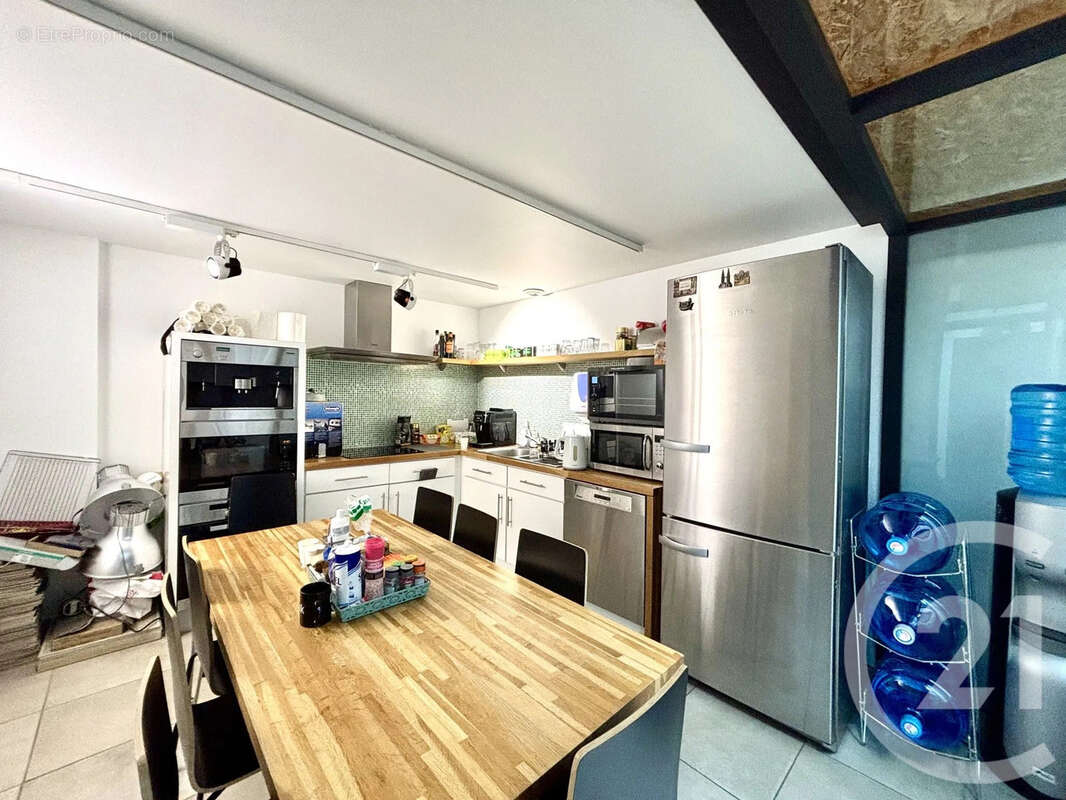 Autre à MAISONS-ALFORT