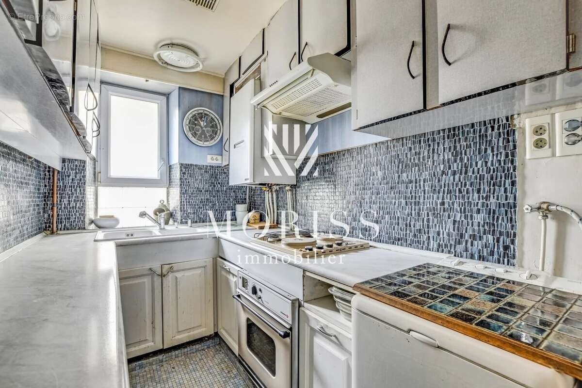 Appartement à PARIS-17E