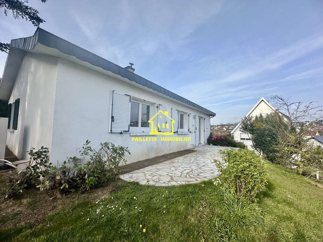 Maison à FONTAINE-LA-MALLET