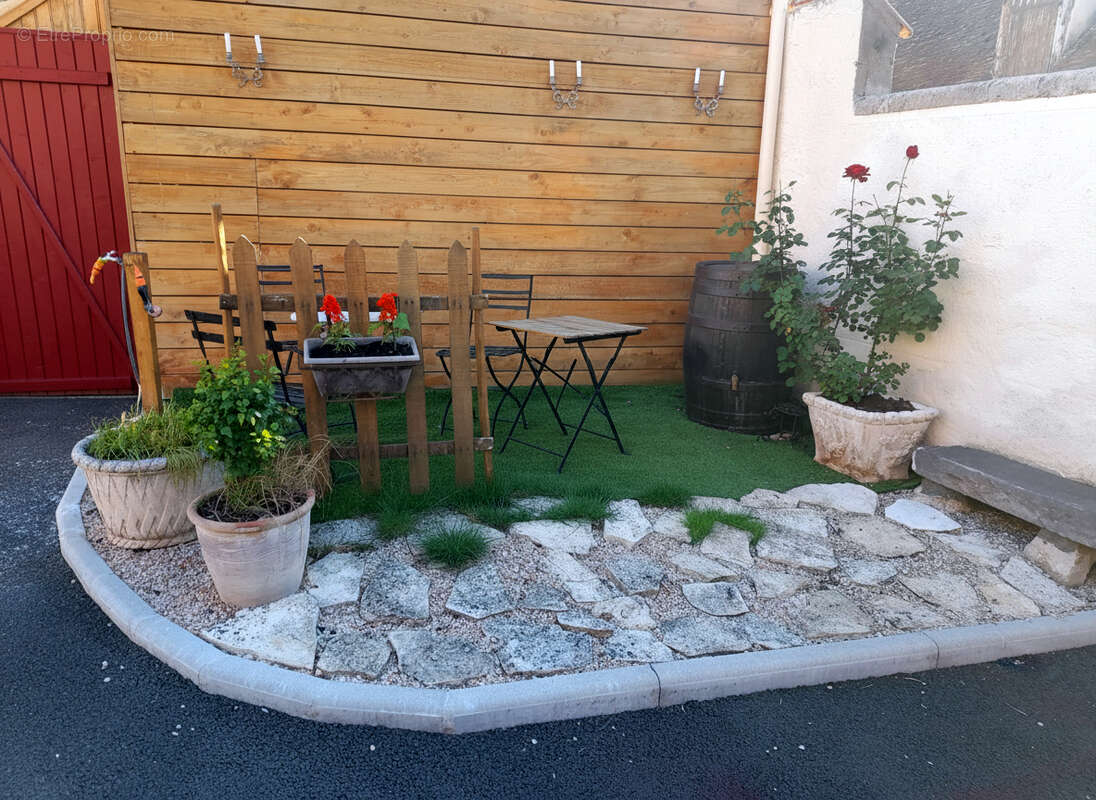 Maison à BESSAY-SUR-ALLIER