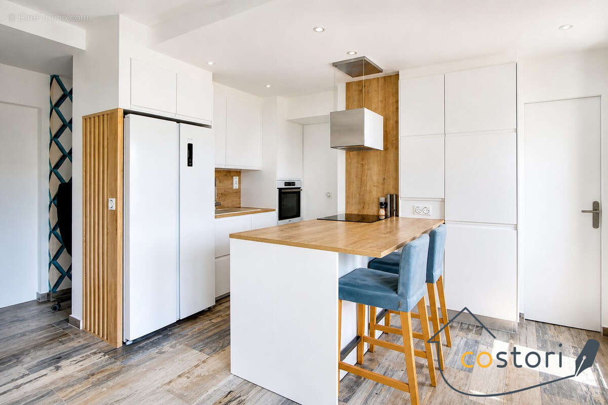 Appartement à LE MUY