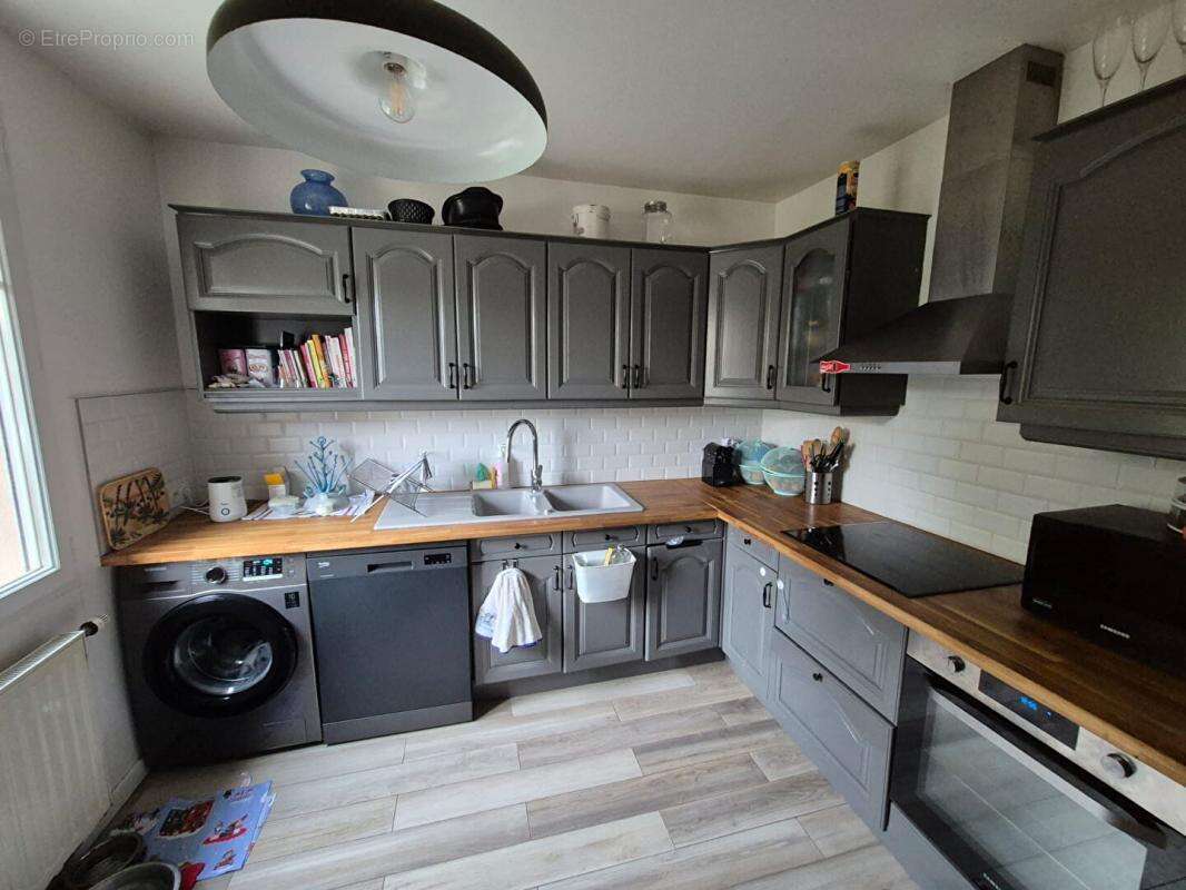 Maison à FLEURY-MEROGIS