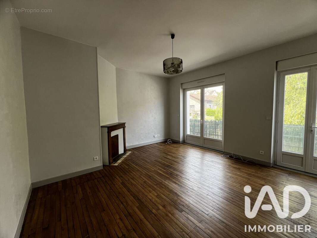 Appartement 79 m² à Piegut-Pluviers  - photo 6