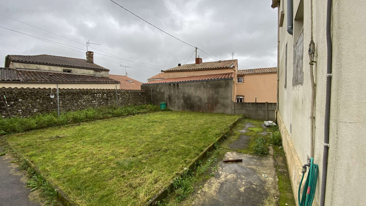 Maison à SAINT-GERMAIN-DE-PRINCAY