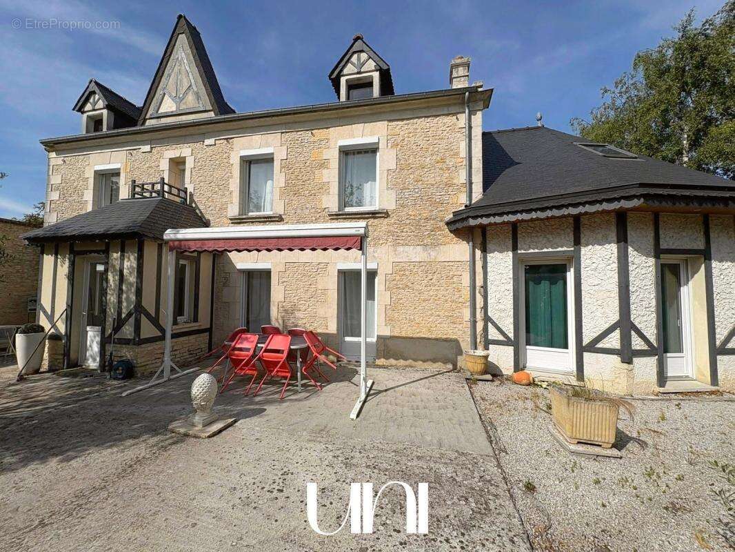 Maison à CORMELLES-LE-ROYAL