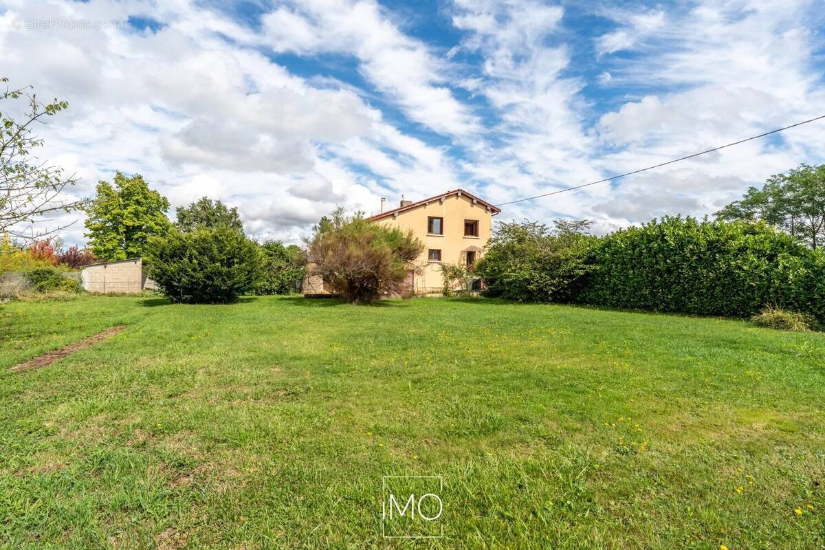 Maison à LES CHERES