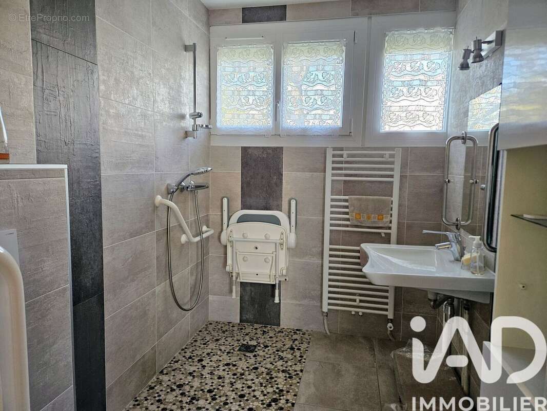 Maison 107 m² à Crimolois  - photo 6