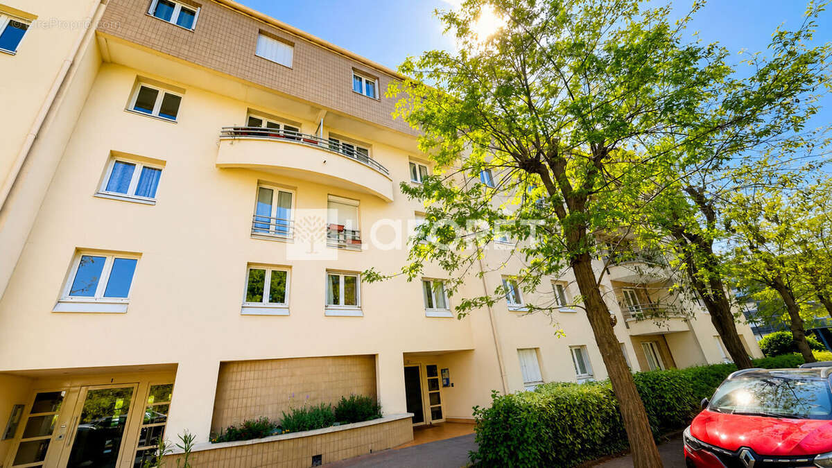 Appartement à VELIZY-VILLACOUBLAY