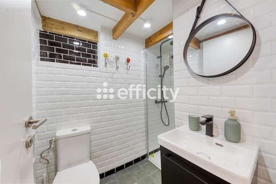 Appartement à PARIS-11E