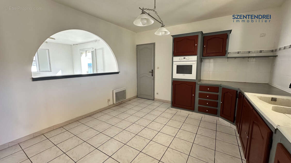 Maison T3 à vendre Lunel Nord avec garage - Maison à LUNEL