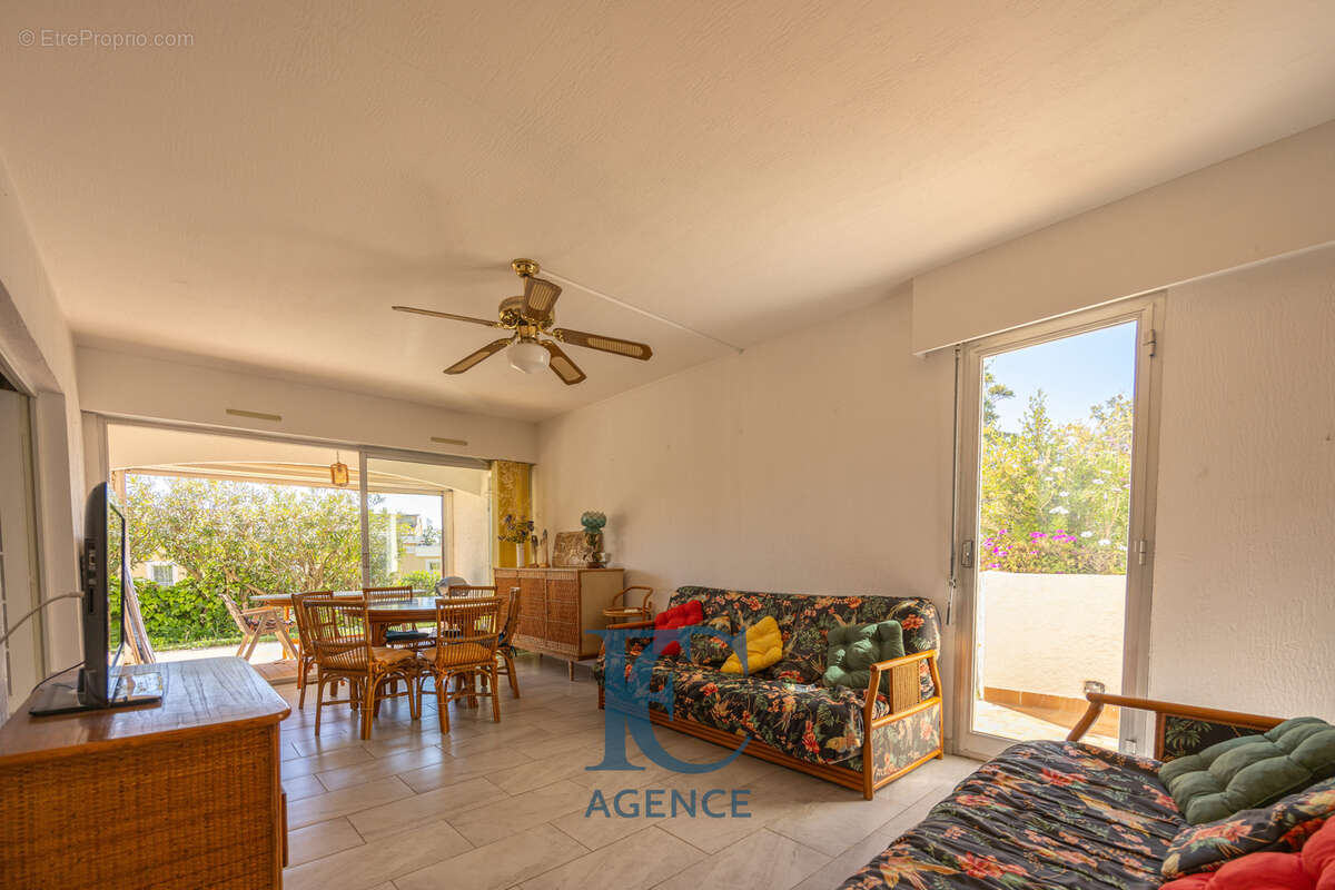 Appartement à SANARY-SUR-MER