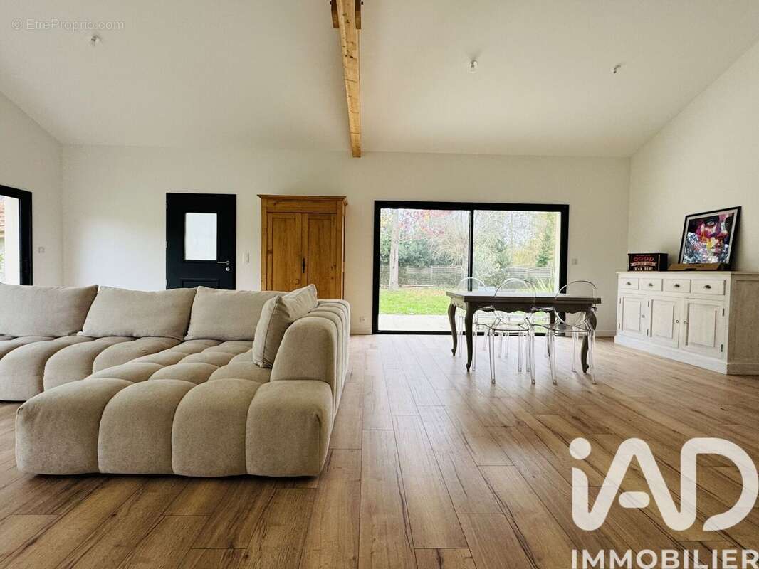 Photo 3 - Maison à TALAIS