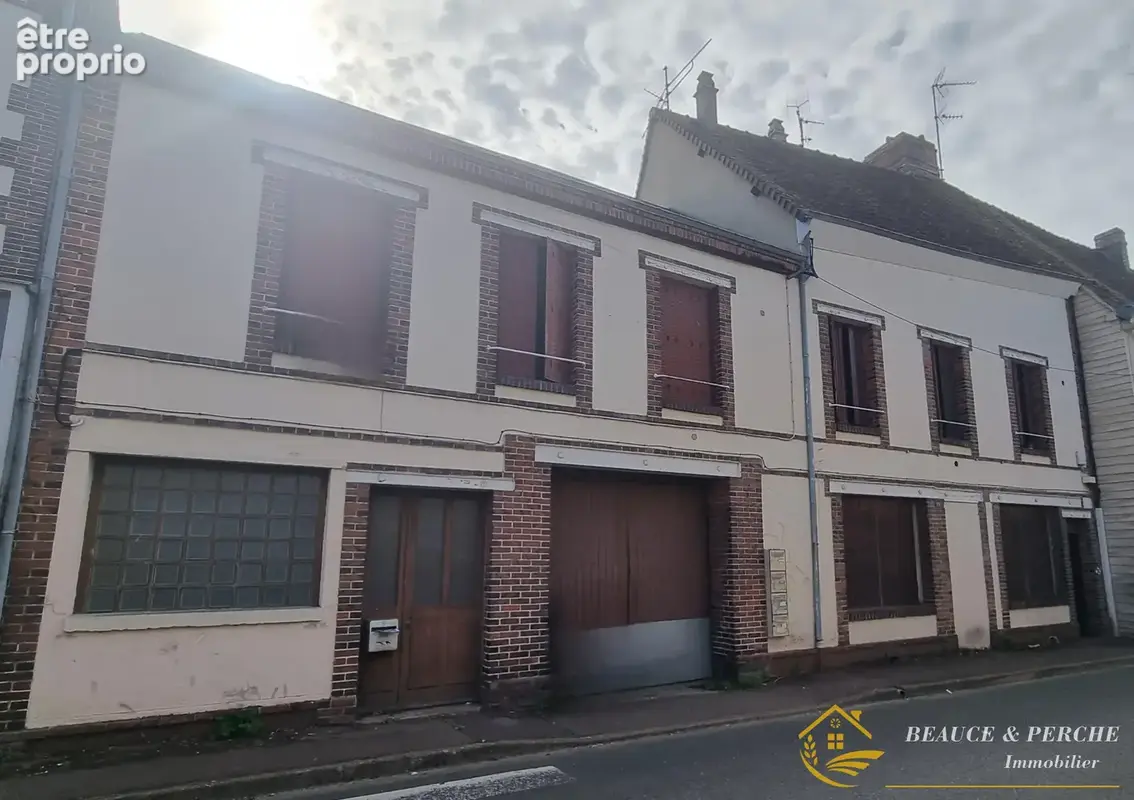 Photo Appartement à Illiers-Combray au prix de 229 900€