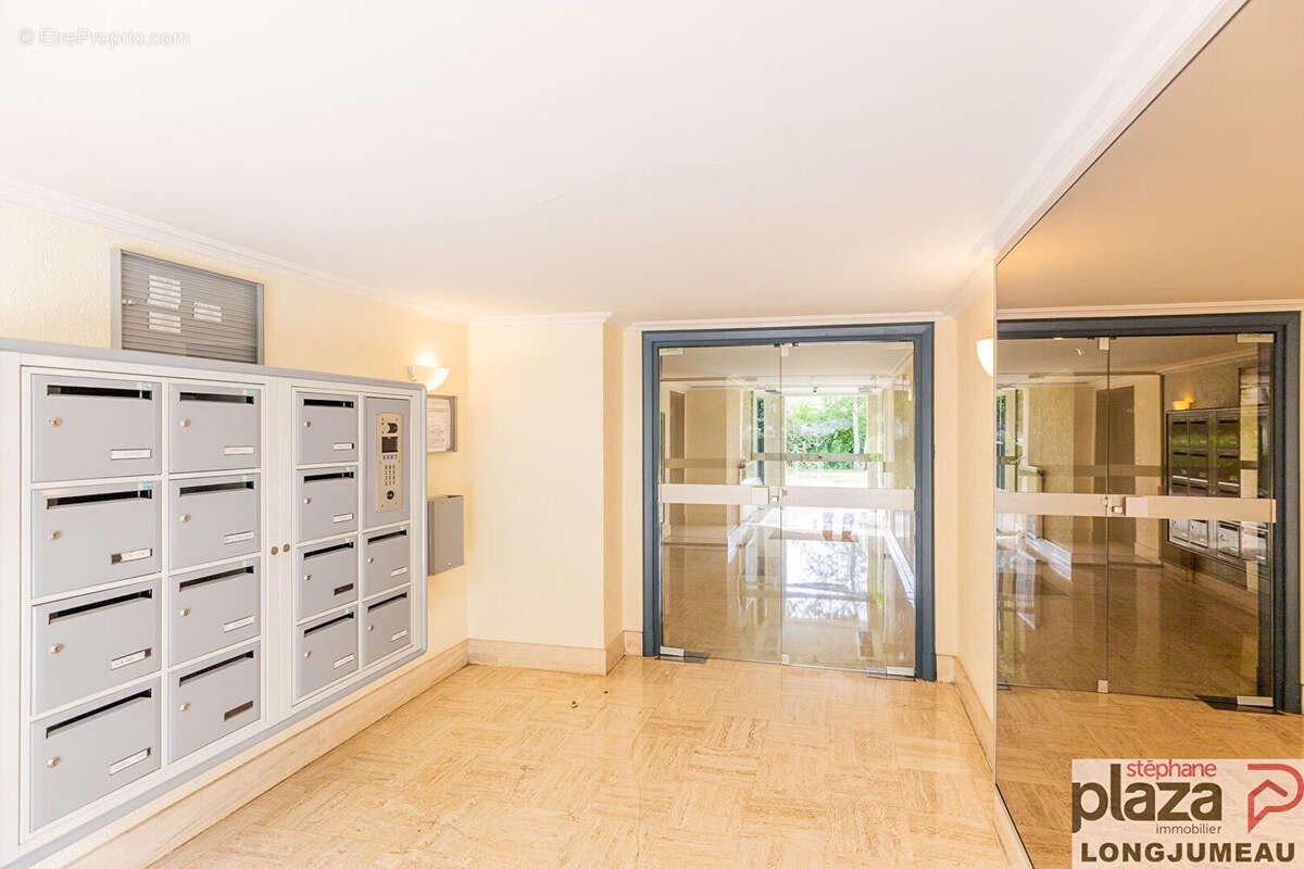 Appartement à VERSAILLES