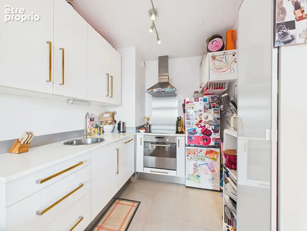 Appartement récent T3 - 56 m2  avec terrasse, garage et cave - photo 4