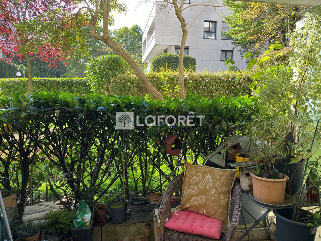 Appartement à SURESNES