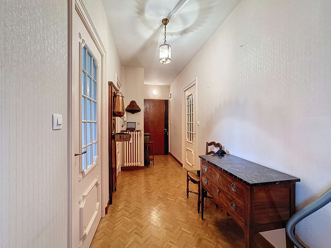 Appartement à AIX-LES-BAINS
