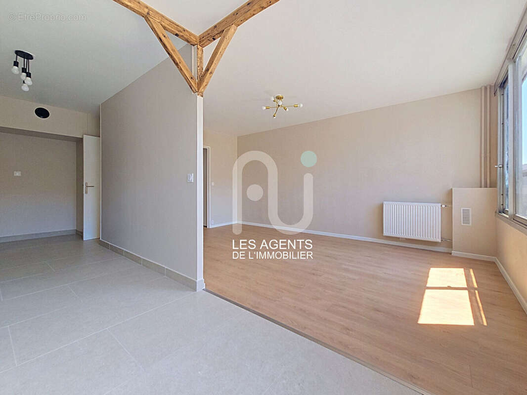 Appartement à ASNIERES-SUR-SEINE