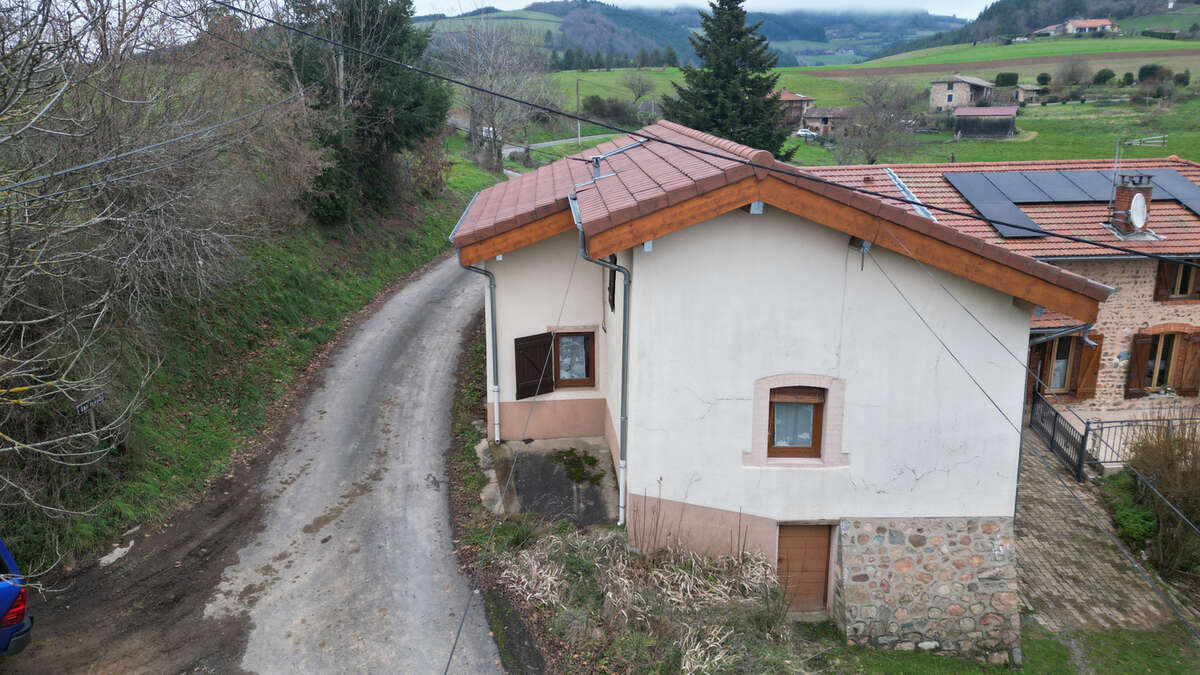 Maison à CLAVEISOLLES