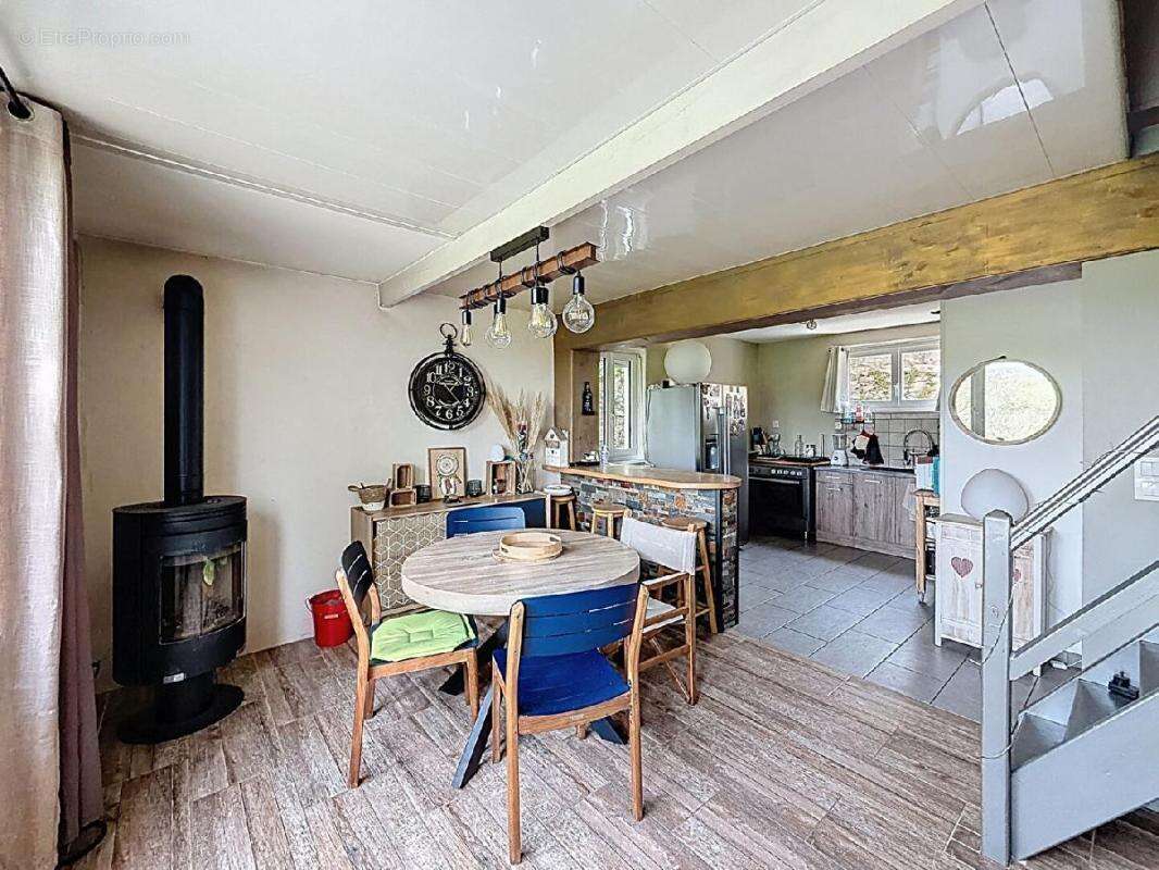 Maison à LOURNAND