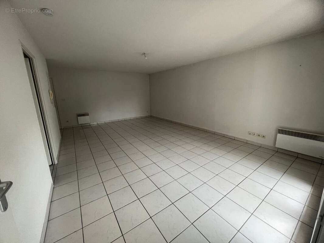 Appartement à FONBEAUZARD